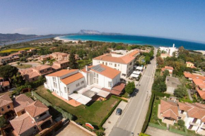HOTEL AL FARO spiaggia la Cinta SanTeodoro San Teodoro